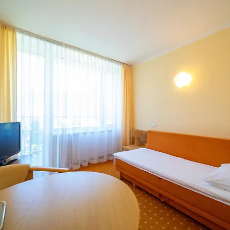 Hotel Perla Poludnia Rytro Exterior photo